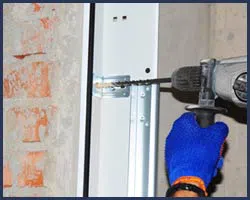 Neighborhood Garage Door Secaucus, NJ 201-497-2187 - side-door-repair-t-22-gr-23m